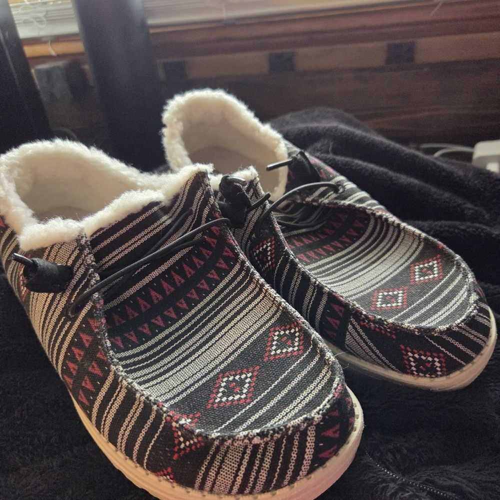 Hey Dude Fuzzy Lined Slip-Ons